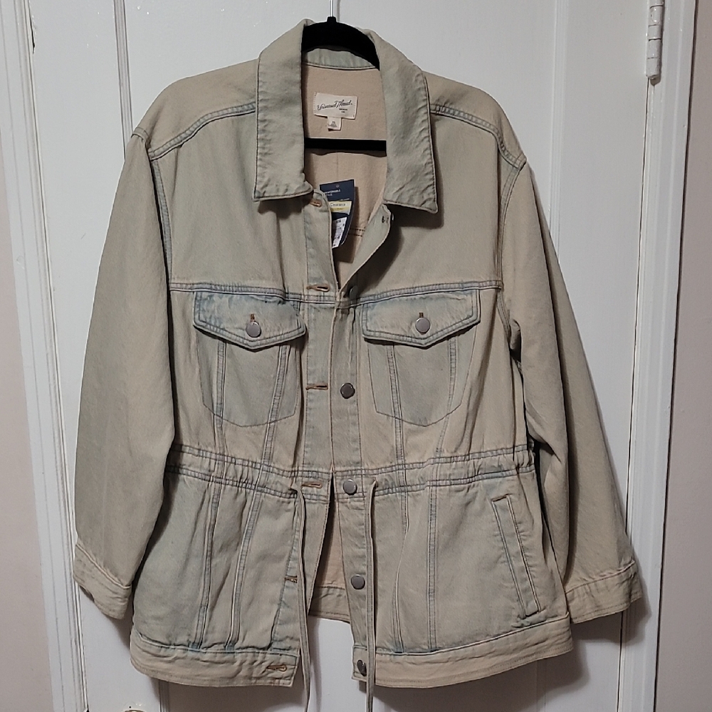 Universal Thread Light Wash Utility Jacket - Picture 3 of 8